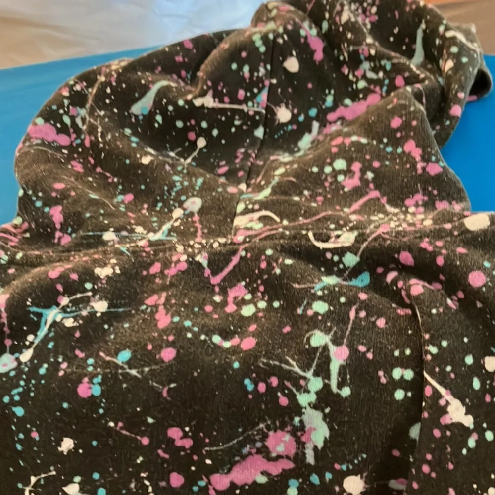 FINAL MARKDOWN Girls Justice Splatter lightweight hooded sweatshirt w/ Logo 6/7